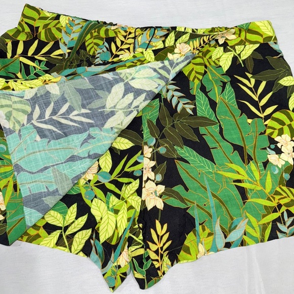 Sanctuary Women's Tropical Green Floral Faux Wrap Miniskort Size 2X NWT - Picture 7 of 12